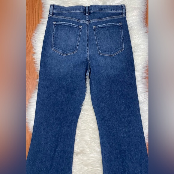 Abercrombie & Fitch The Flare Ultra High Rise Denim Blue Jeans Raw Hem Sz 32/14 - Picture 4 of 8